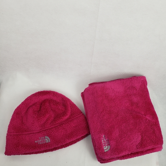 The North Face Girls Denali Thermal Beanie Hat &Scarf SET - Picture 3 of 5